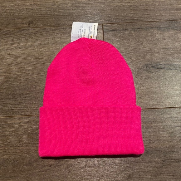 In & out needlework bee beanie - Picture 3 of 3